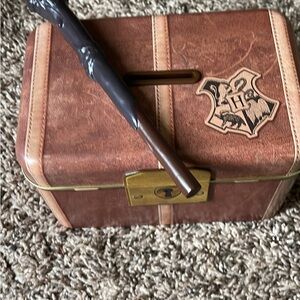 Harry Potter Magic Wand and Chest Set